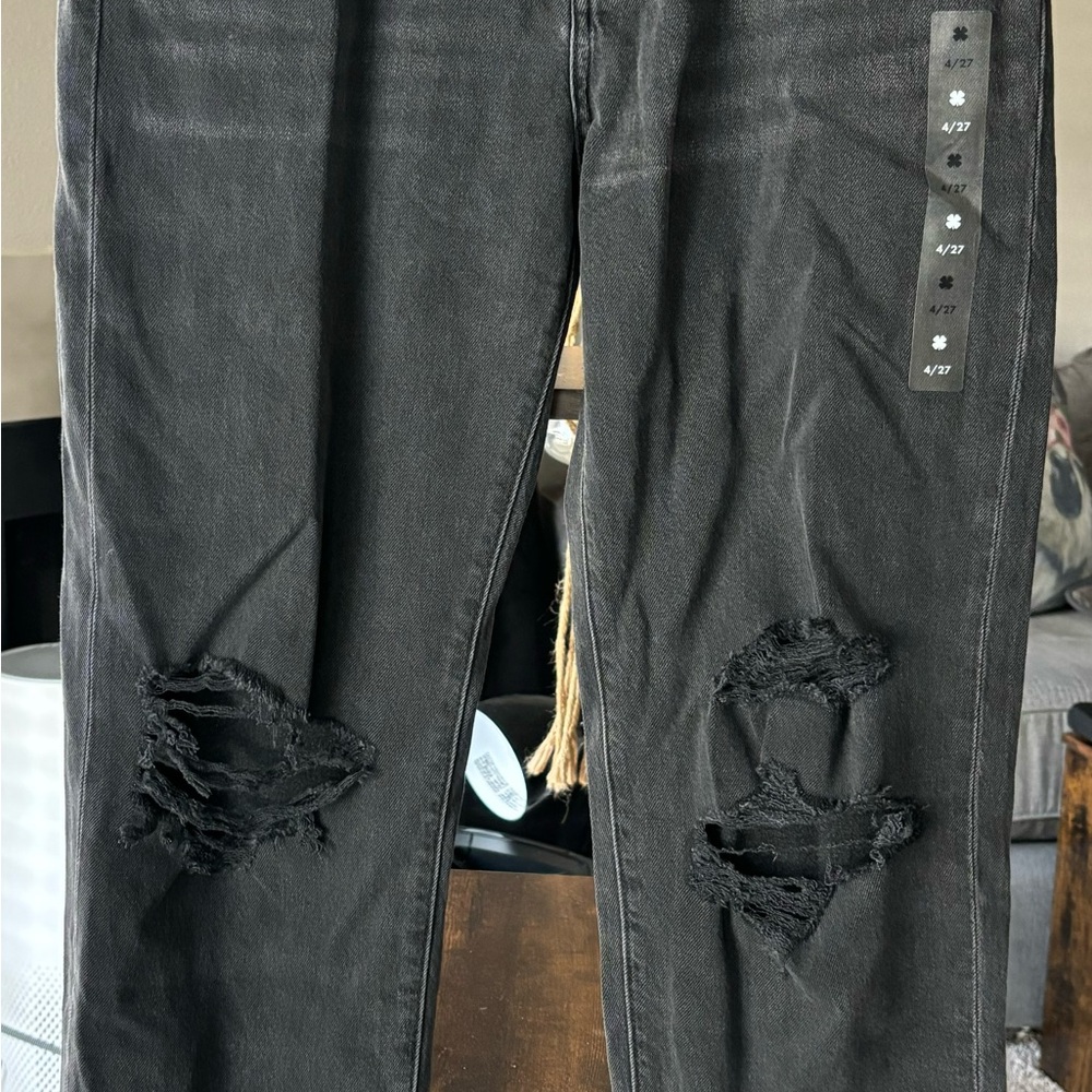 Women’s Distressed Black Jeans